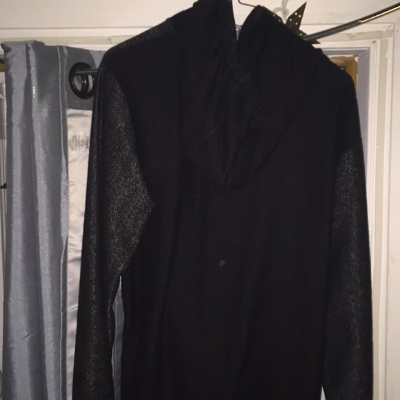 Volcom sweater from boathouse - Picture 2 of 3